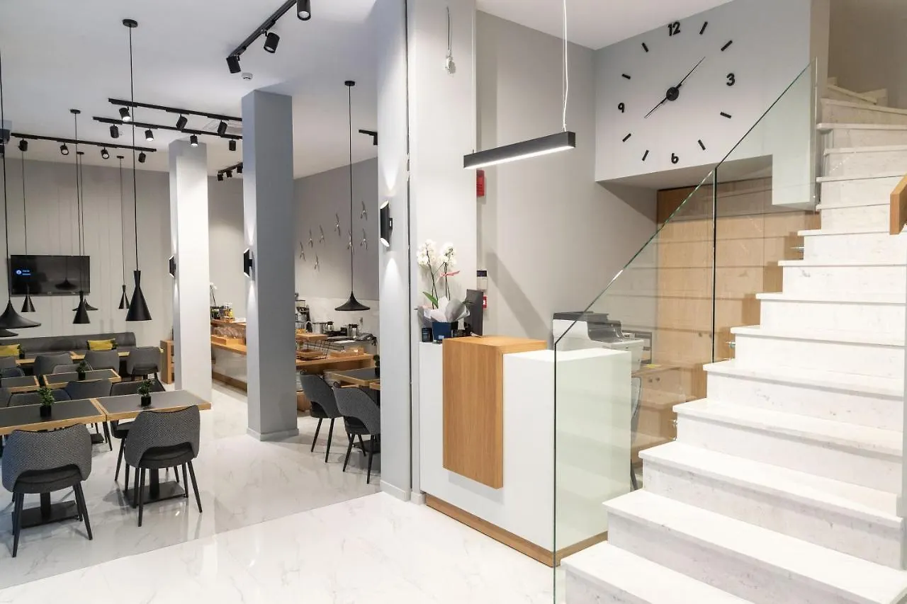Grand Port Suites Thessaloniki 3*,  Greece